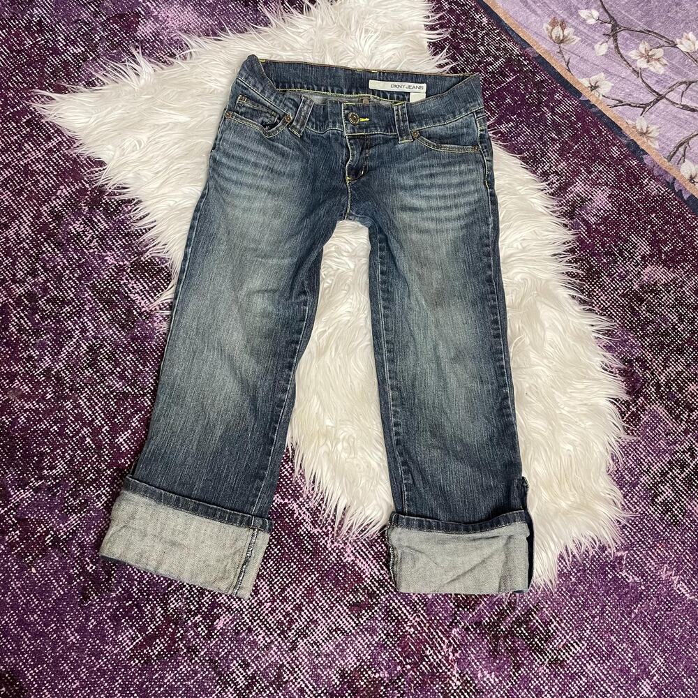 Y2K low rise DKNY capri pants 2000s vintage mcbling music video vixen